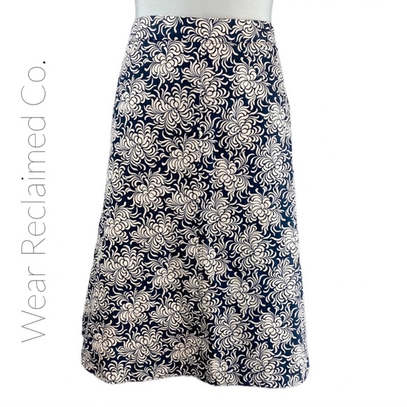 GAP Dresses & Skirts - EUC GAP Cotton Black & Blush Floral A-Line Skirt